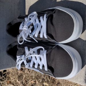 Vans Men's Low l Black l Size 10